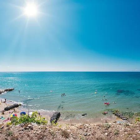 Marina View Fort Beach Apartment